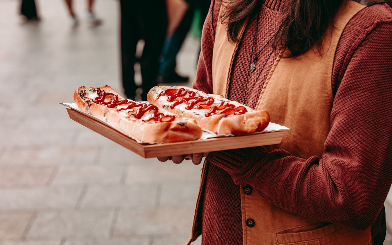 krakow:polish food tasting tour with vodka & local history-1