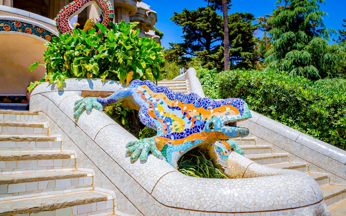 Mosaic lizard sculpture at Park Güell, Barcelona, part of Combo: Park Güell + Sagrada Familia tour.