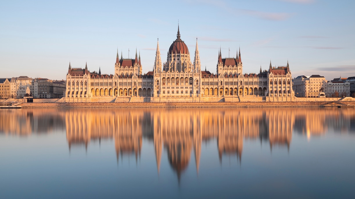 Why go on a guided tour of the Hungarian Parliament?