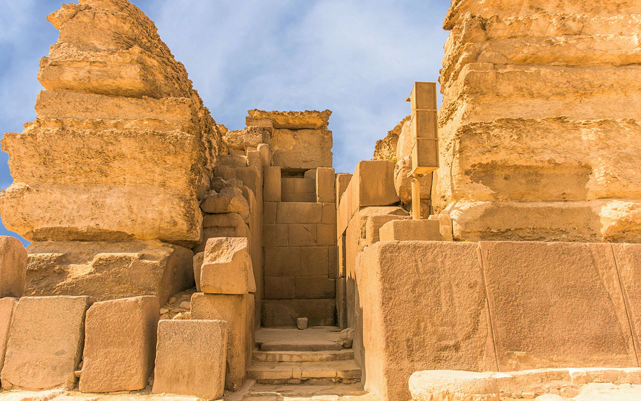 From Cairo: Half-Day Guided Tour of Giza Pyramids & Sphinx with Entry Tickets & Hotel Transfers — 5