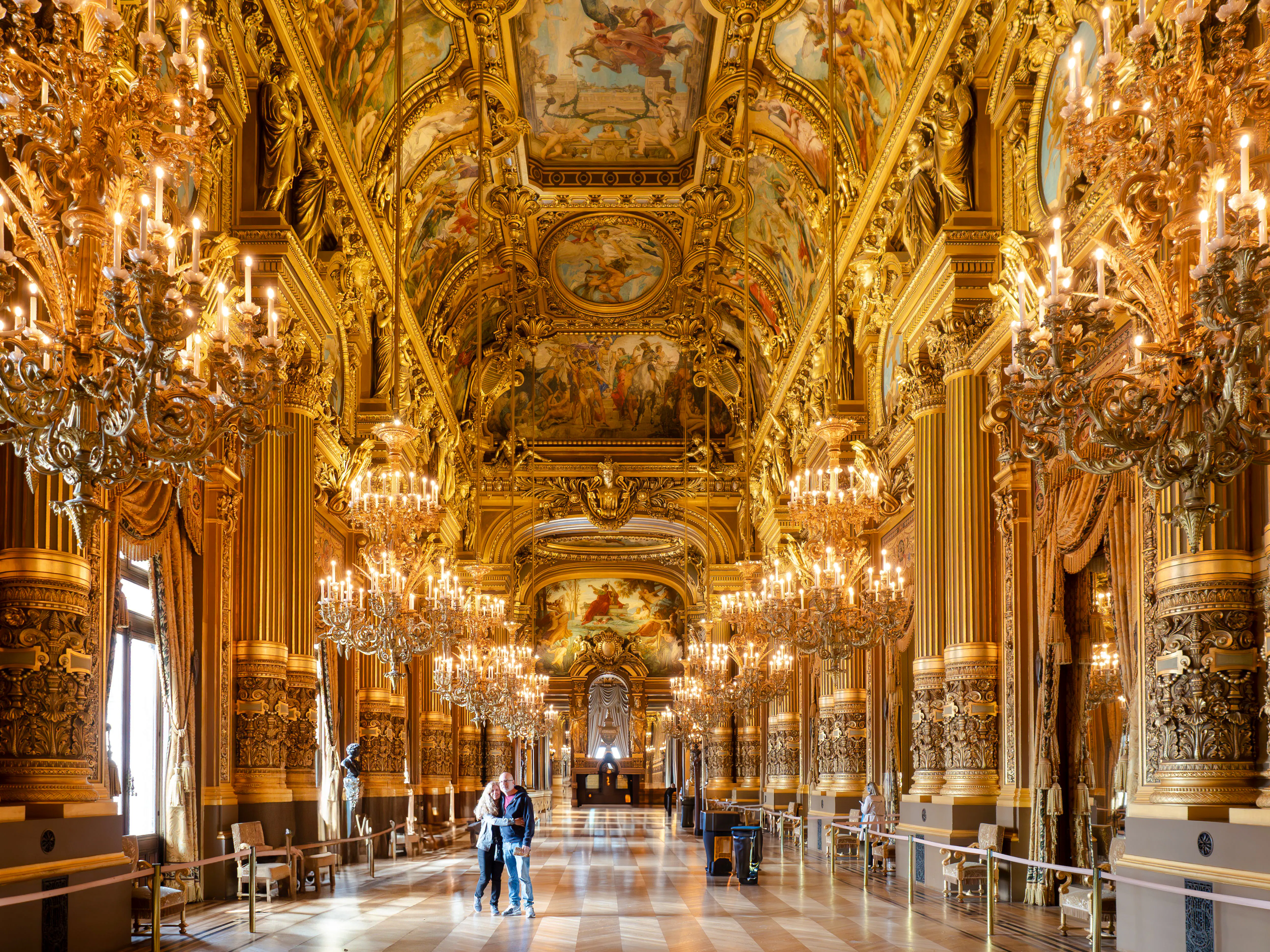 Paris 30+ Sights Guided Tour with Opéra Garnier Entry and Galeries Lafayette Rooftop Champagne Image 6