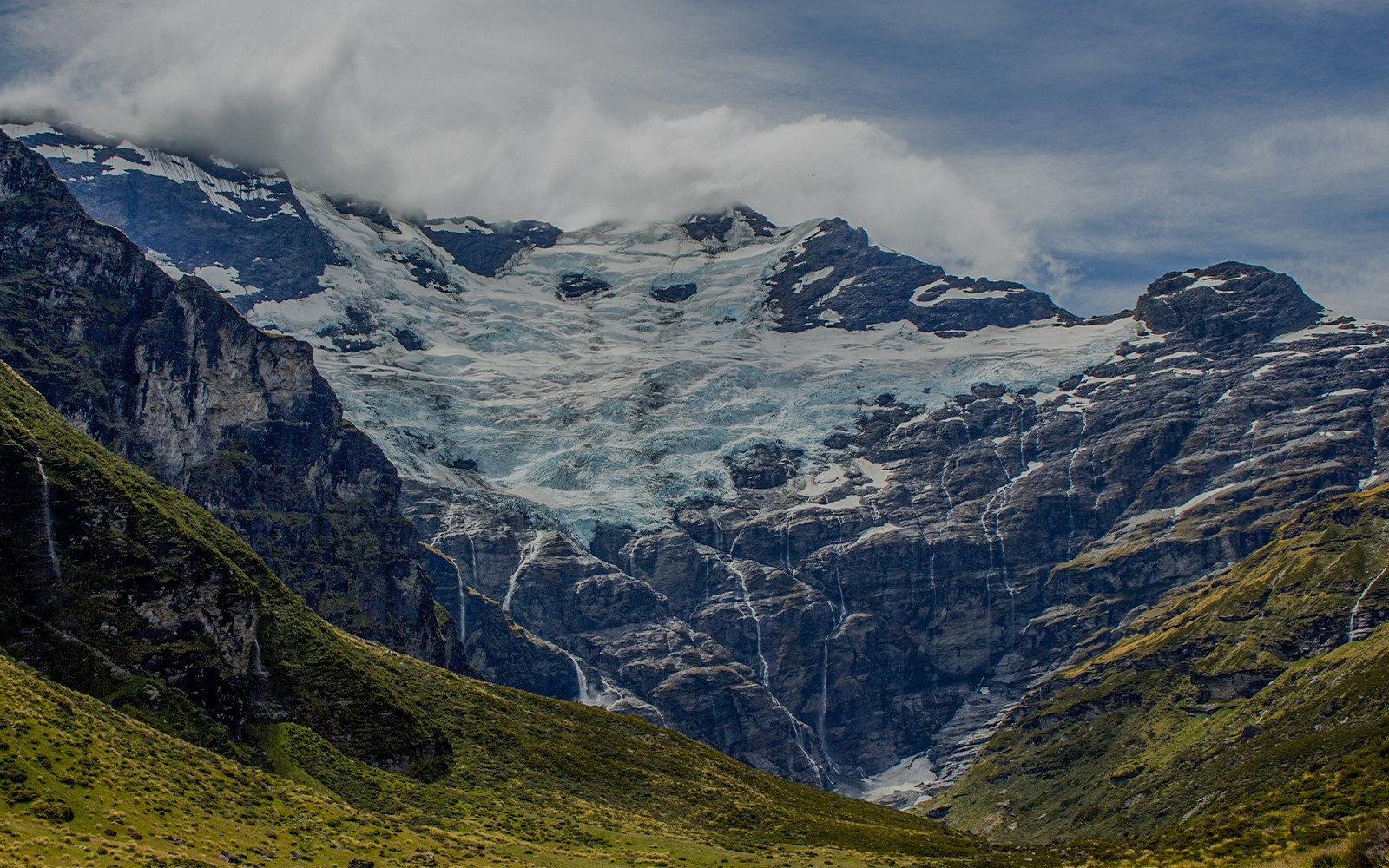 Earnslaw Burn Glacier