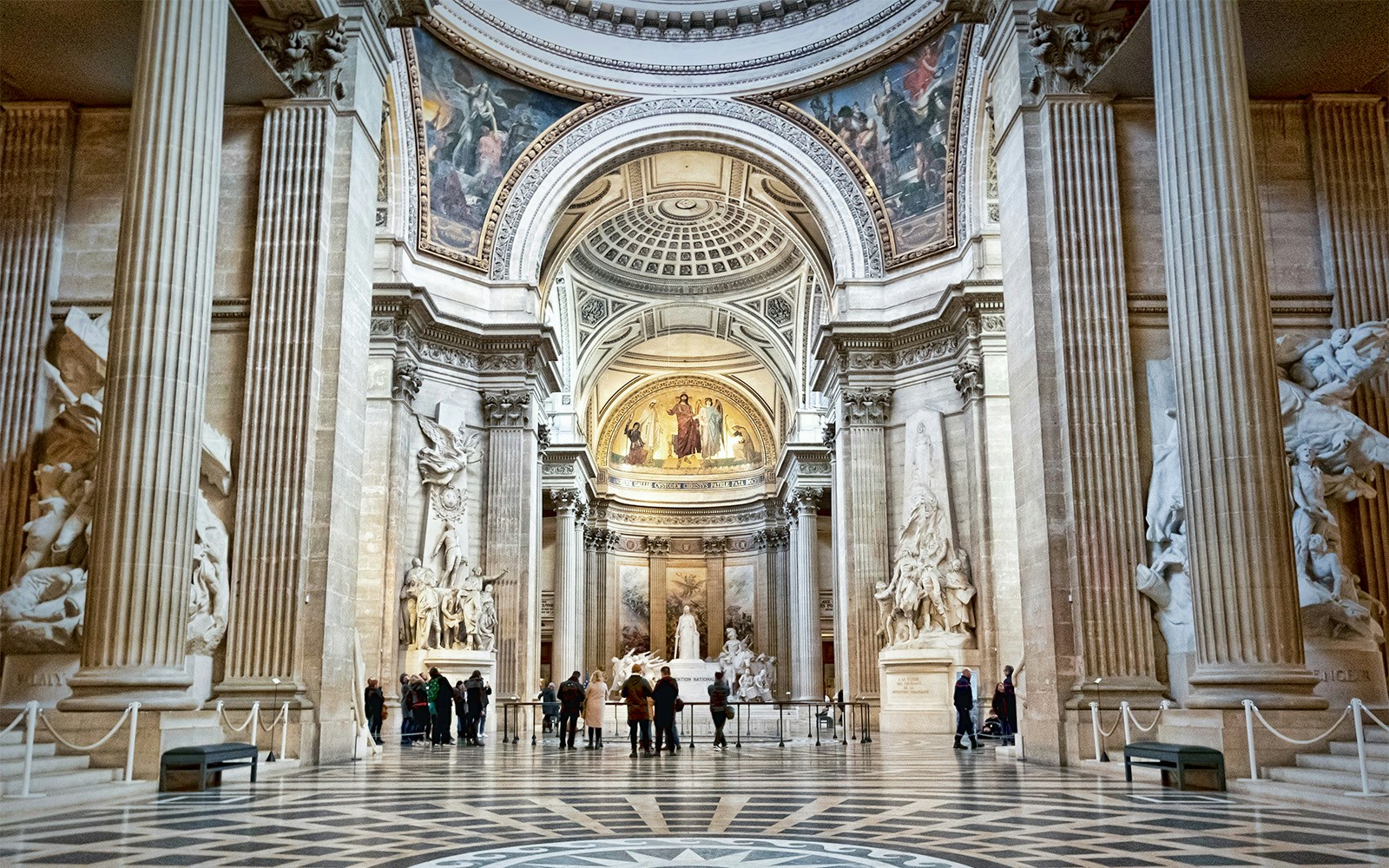 The interior nave of Paris pantheon