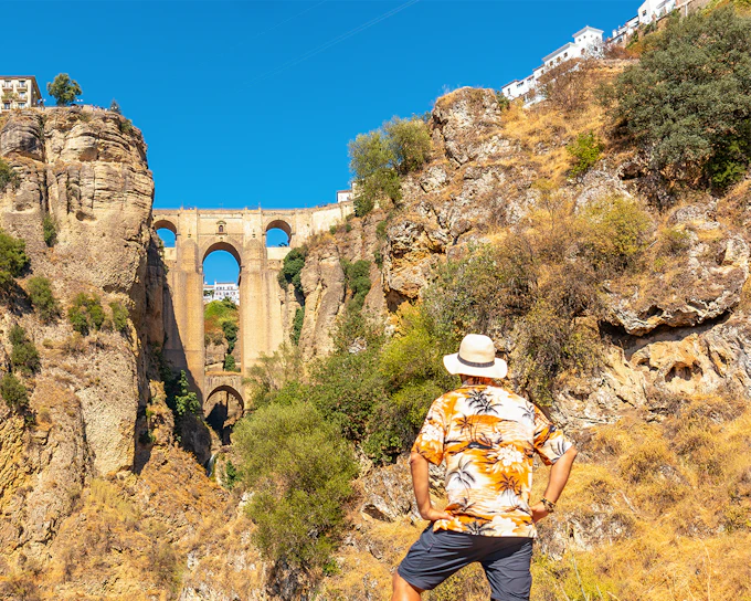 Guided Tour of Setenil de las Bodegas and Ronda