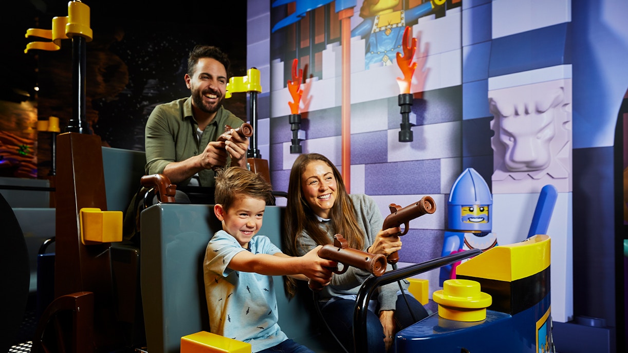 A family at LEGOLAND Discovery Centre