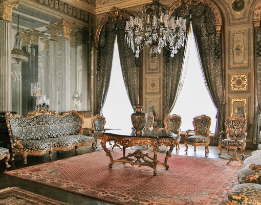 Explore the Dolmabahce Palace