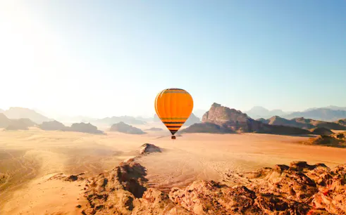 wadi rum’da güneş doğuşu sıcak hava balonu turu ve gidiş-dönüş transferler-1