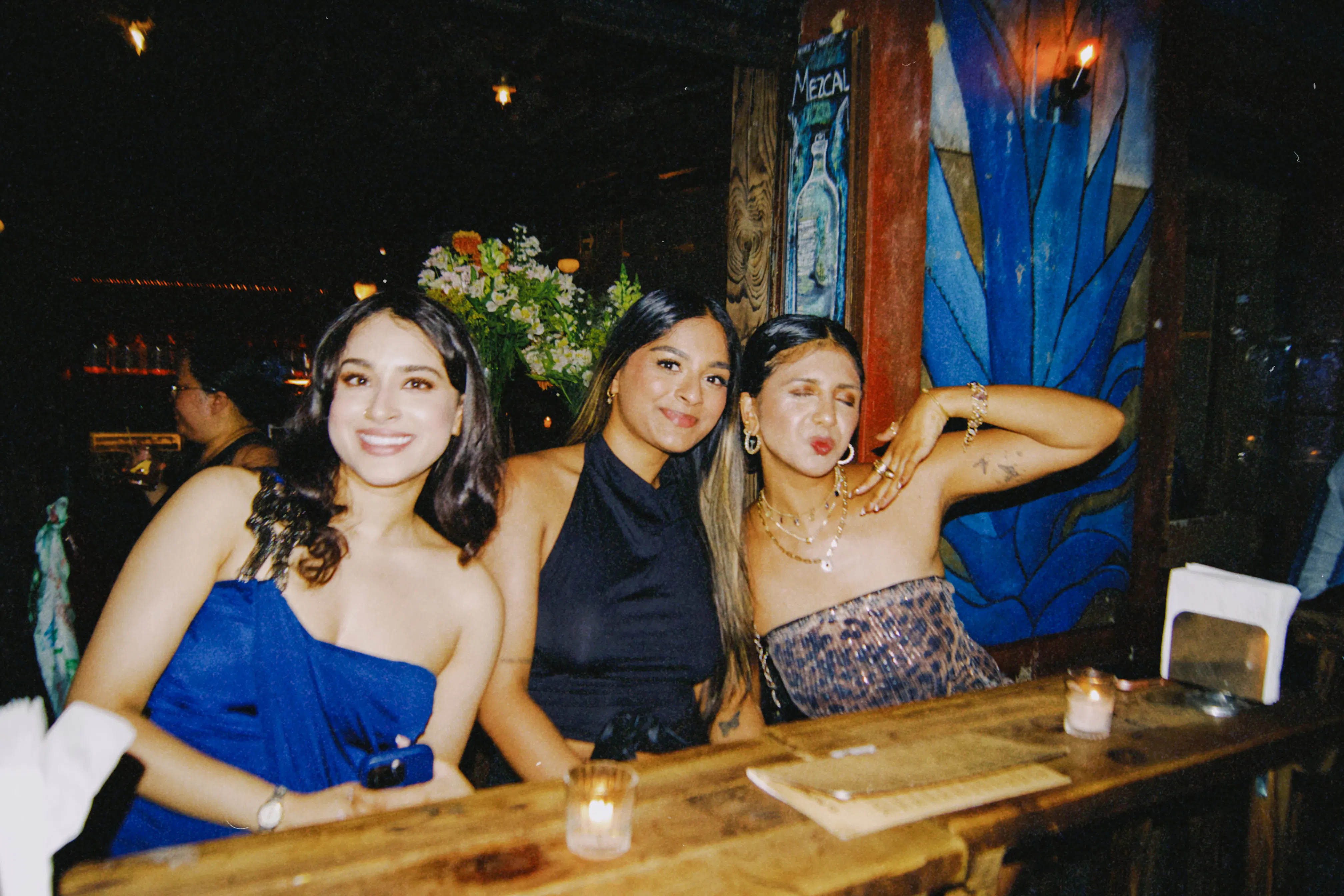 Mexico City Roma Norte Pub Crawl with Bilingual Local Guide, Welcome Shots and Skip-the-Line Entry