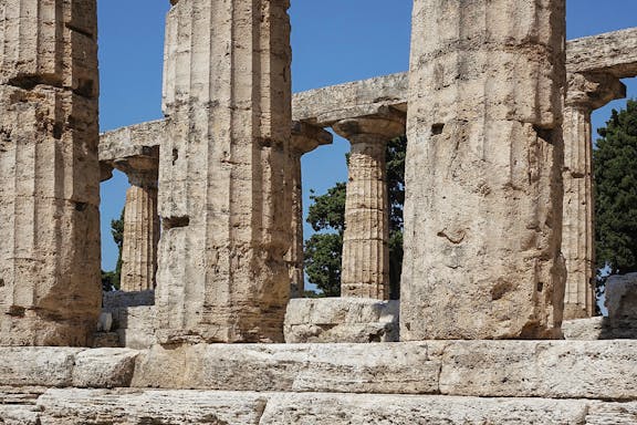 paestum archaeological site skip-the-line guided tour-6