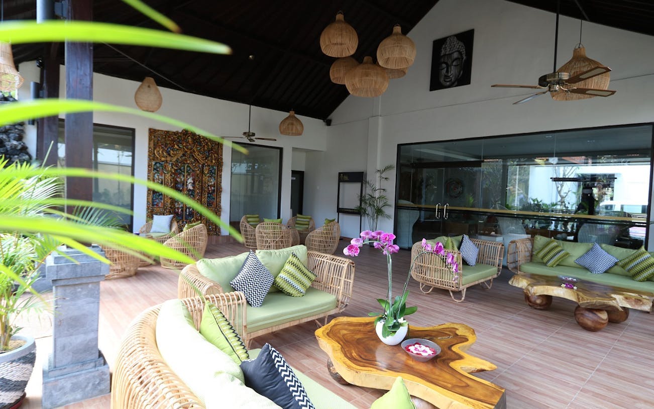masaje royal spa de 2 horas con piedras calientes en nusa dua-1