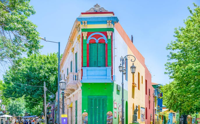 Colourful buildings and street art in La Boca, Buenos Aires walking tour.