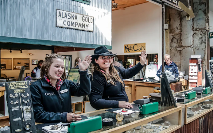 Staff at Alaska Gold Company greeting visitors on the Ultimate Fairbanks Day Tour.