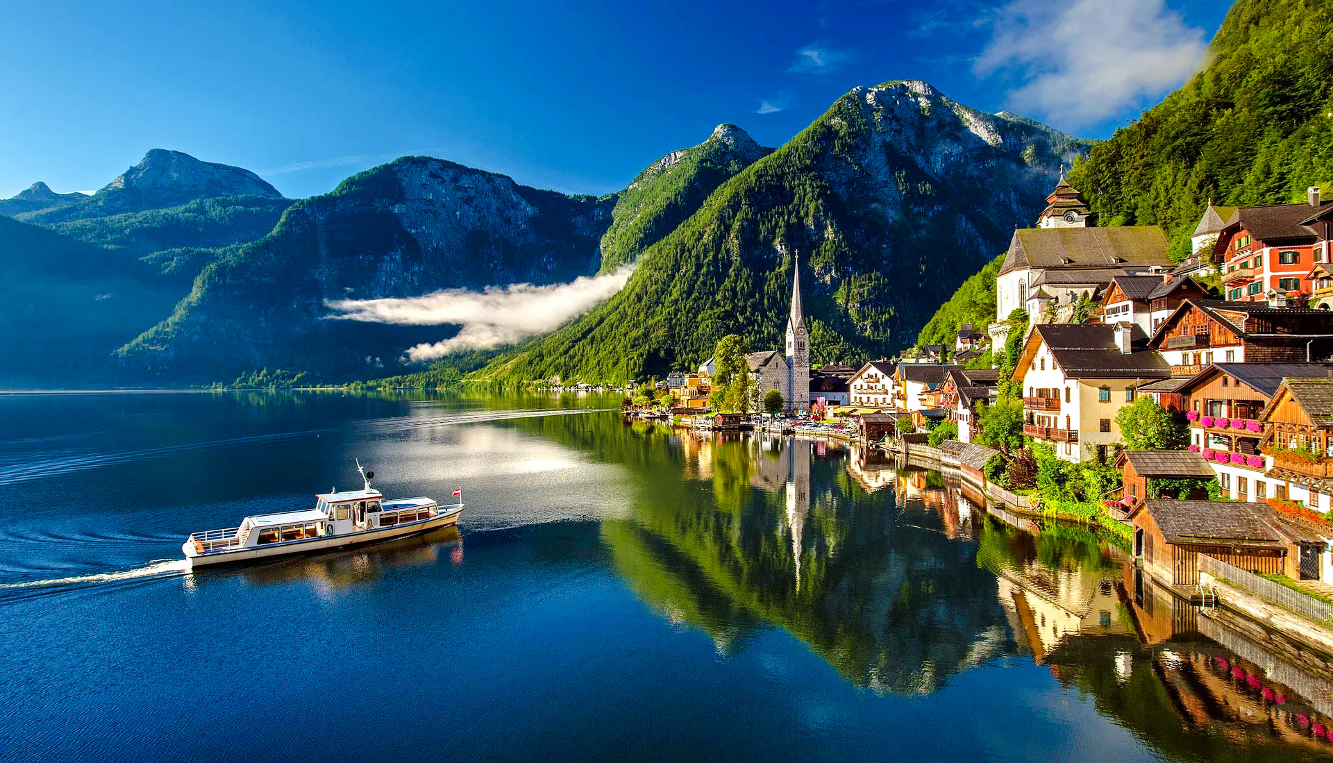 From Salzburg: Private Hallstatt, St. Gilgen and St. Wolfgang Day Trip