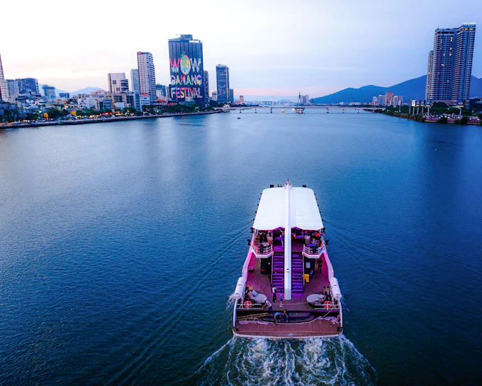 Da Nang: Poseidon Night Cruise on Han River