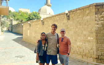baku city walking tour-2