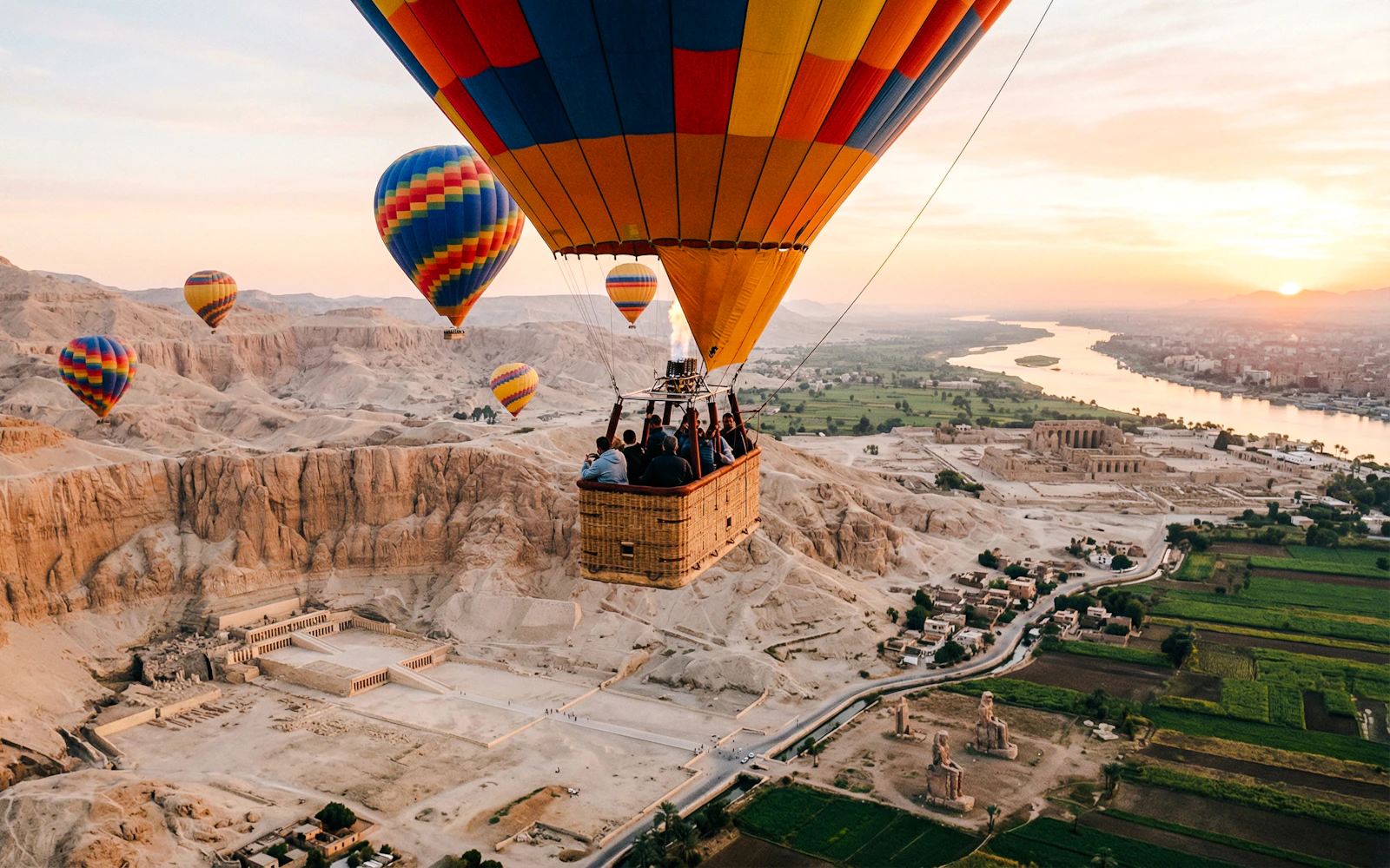 Luxor Sunrise Hot Air Balloon Flight with Round-Trip Transfers