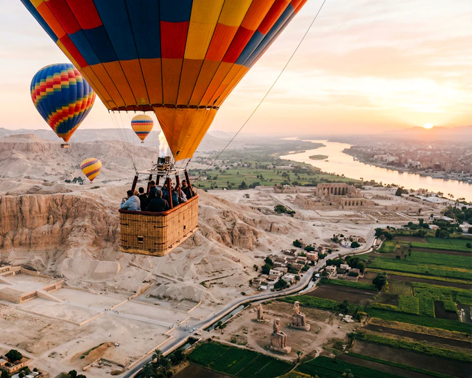 Luxor Sunrise Hot Air Balloon Flight with Round-Trip Transfers