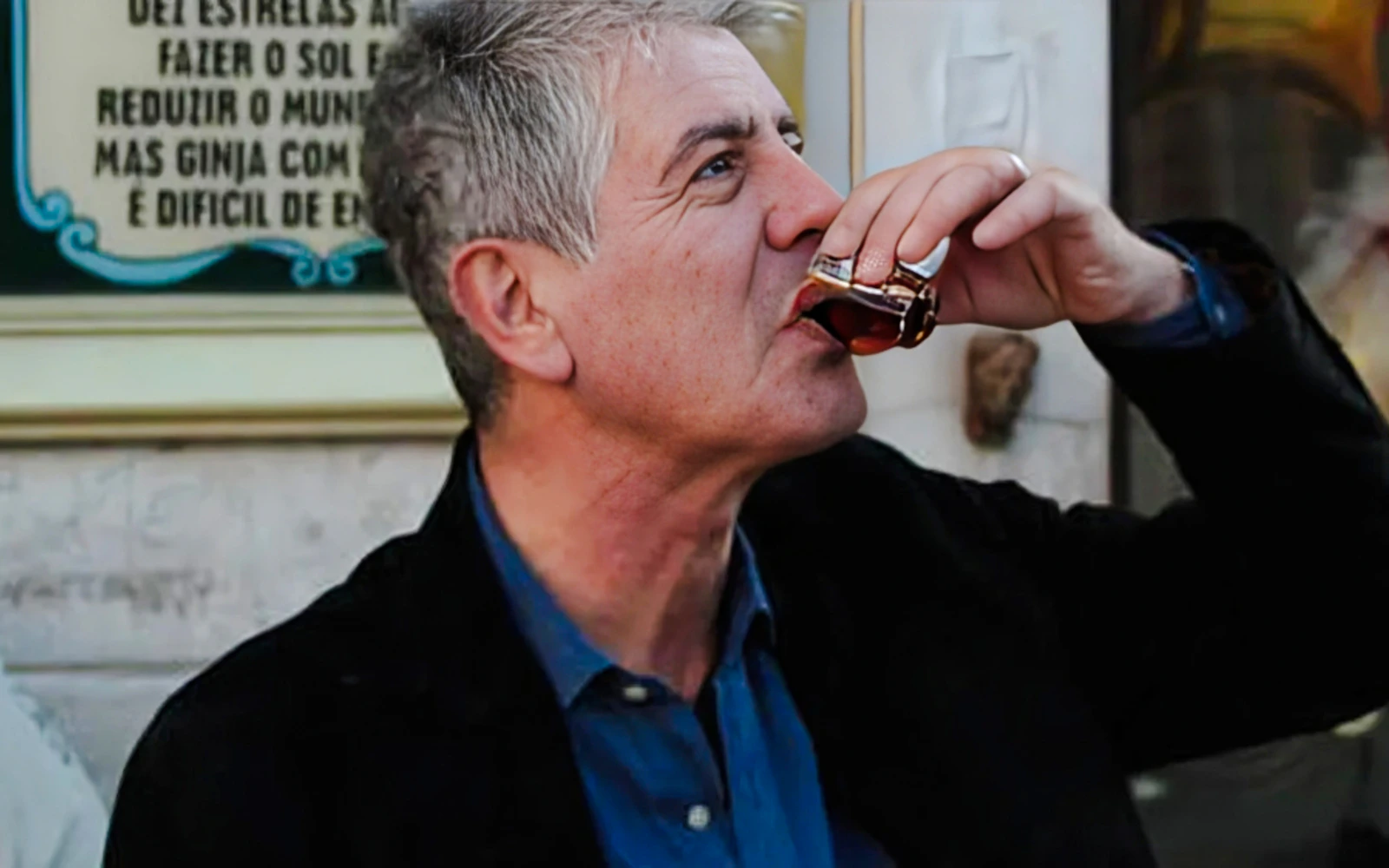 Lisbon: Food & Wine Walking Tour with 8 Tastings
