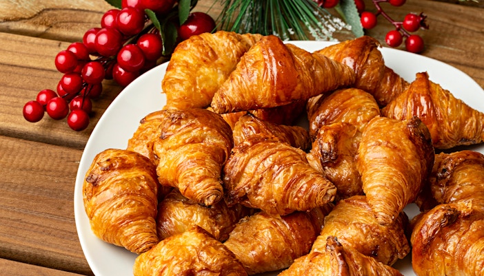 Seasonal delights in Montmartre during Christmas