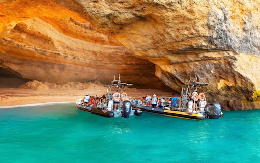 ab portimão: bootstour zur höhle von benagil und zum strand von marinha-3