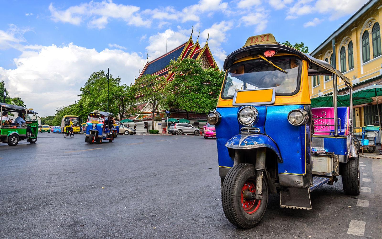 Taking the taxi to reach Ancient Siam