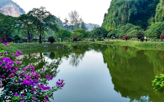from kuala lumpur: private ipoh heritage & kek lok tong cave temple day trip-12