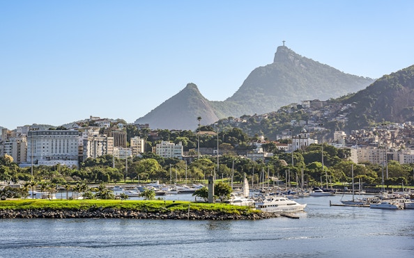 Marina da Glória with Corcovado Mountain in the background during a speedboat tour in Rio de Janeiro.