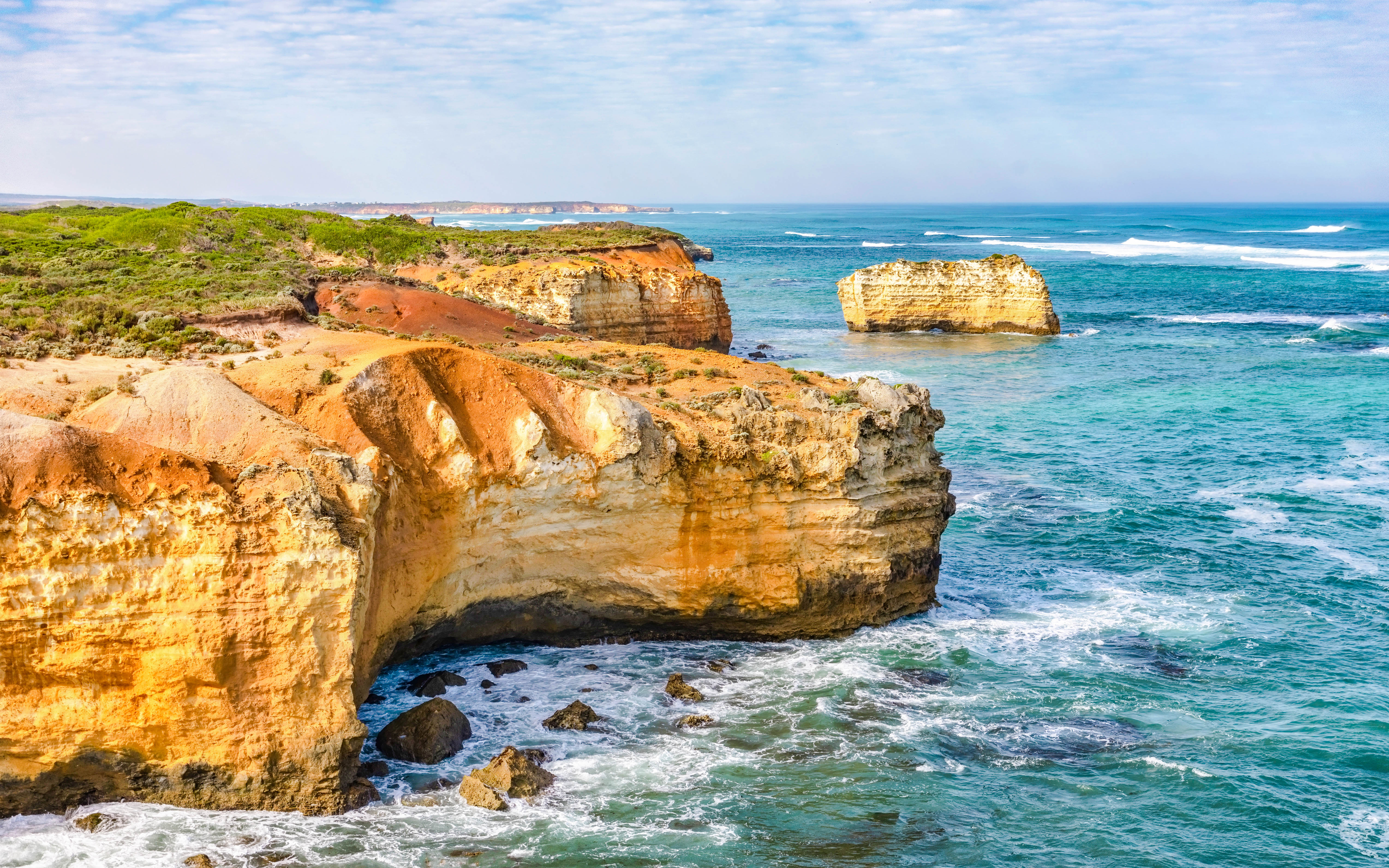 Bay of Islands rock formations along Great Ocean Road coastline, Australia.
