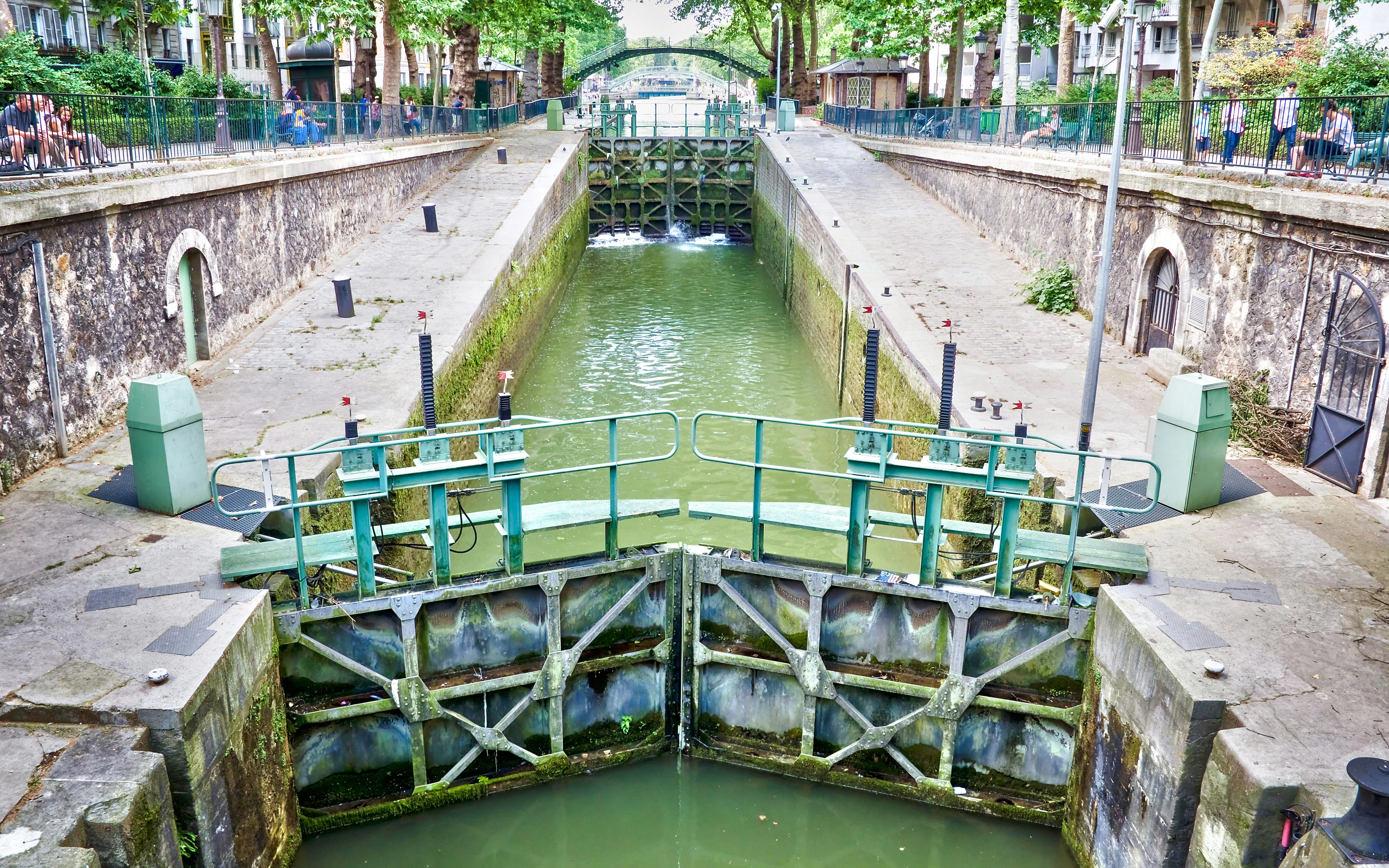 Canal Saint-Martin lock chambers