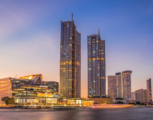 Iconsiam shopping and entertainment complex - Chao Phraya Cruises