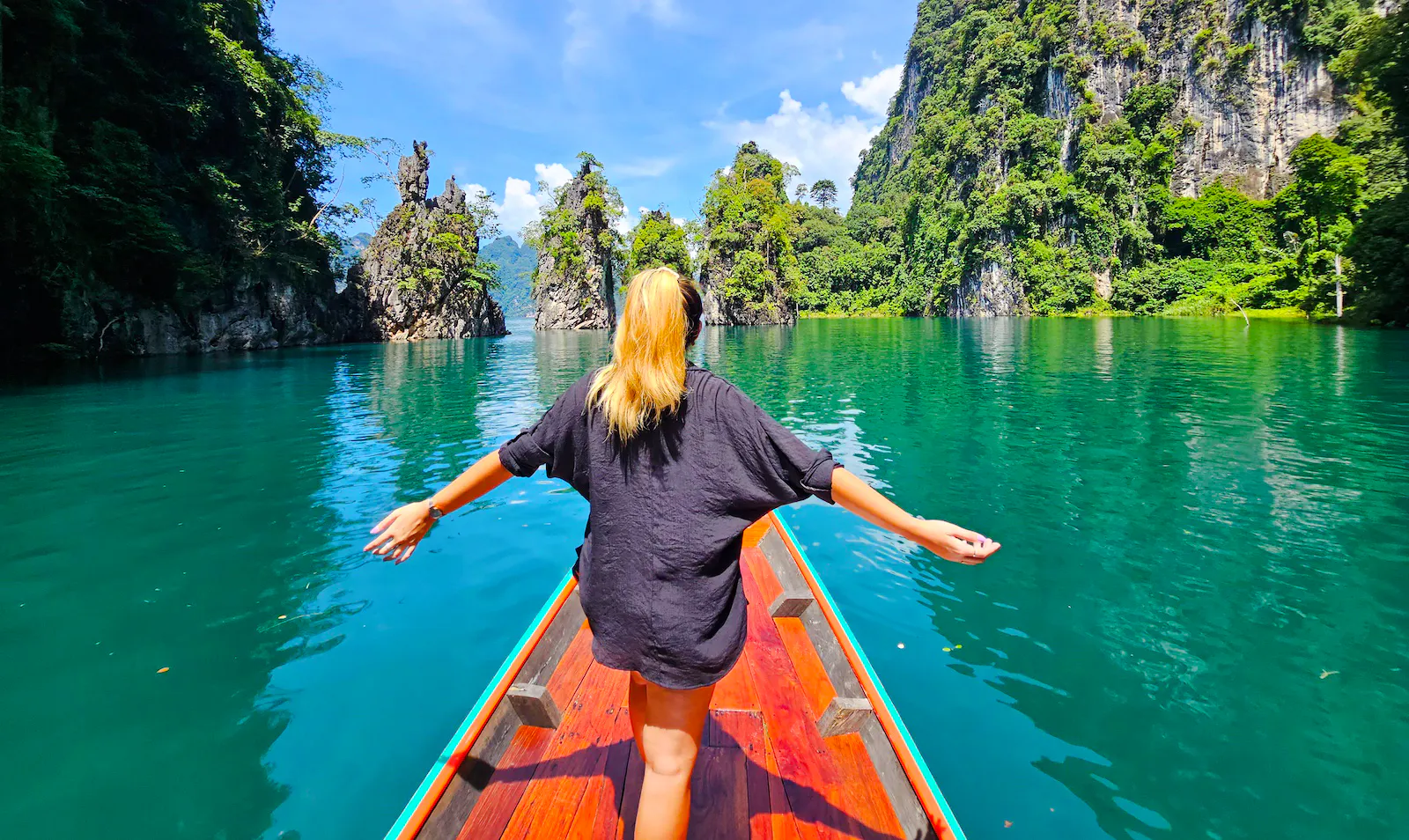 From Phuket/Krabi/Khao Lak: Private Khao Sok Day Trip with Cheow Lan Lake Longtail Boat Tour