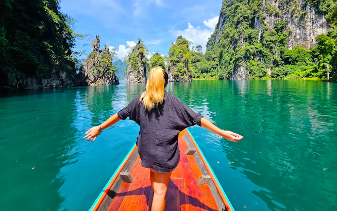 From Phuket/Krabi/Khao Lak: Private Khao Sok Day Trip with Cheow Lan Lake Longtail Boat Tour