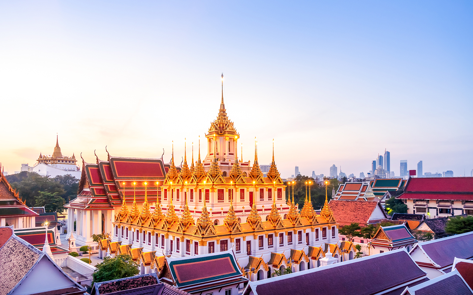 Wat Ratchanatdaram Worawihan