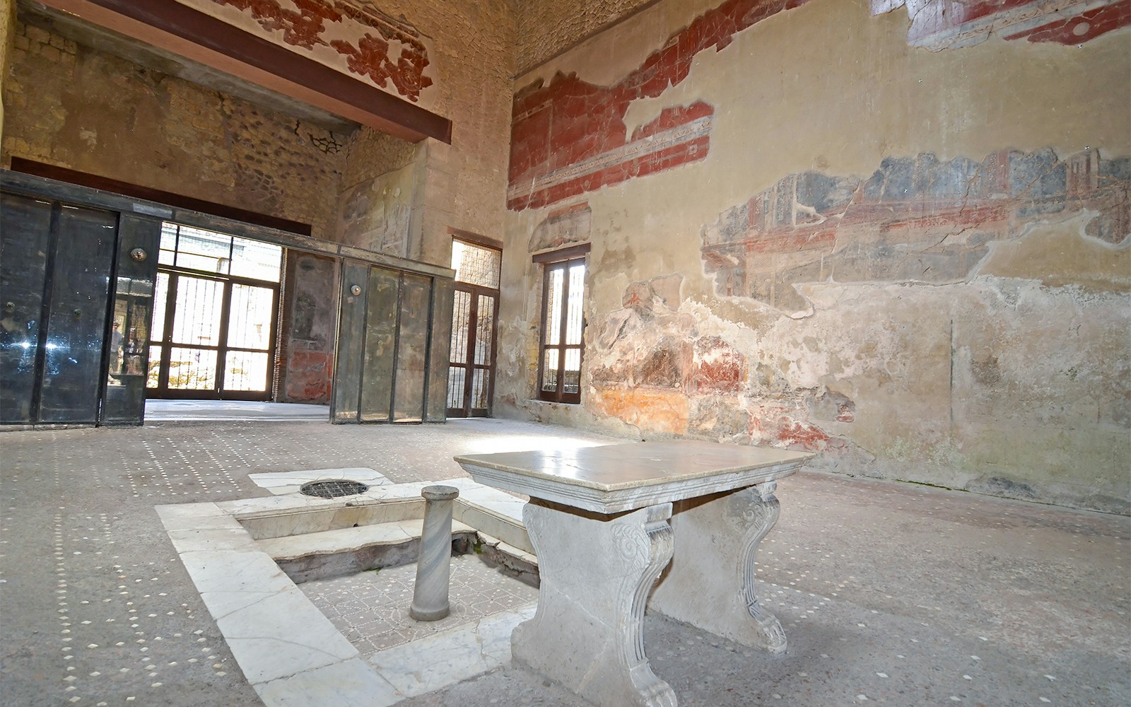 Herculaneum ruins - House of the Wooden Partition