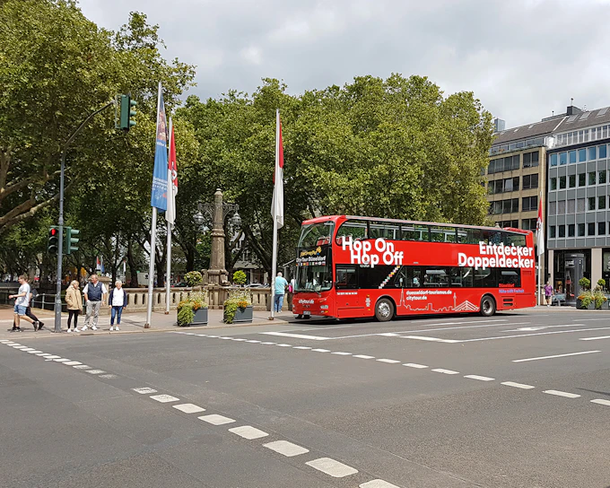CityTour: Dusseldorf Hop-on Hop-off Bus Tour