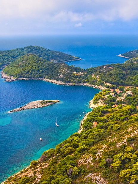 Aerial view of Elaphiti Archipelago's lush islands and turquoise waters near Dubrovnik.