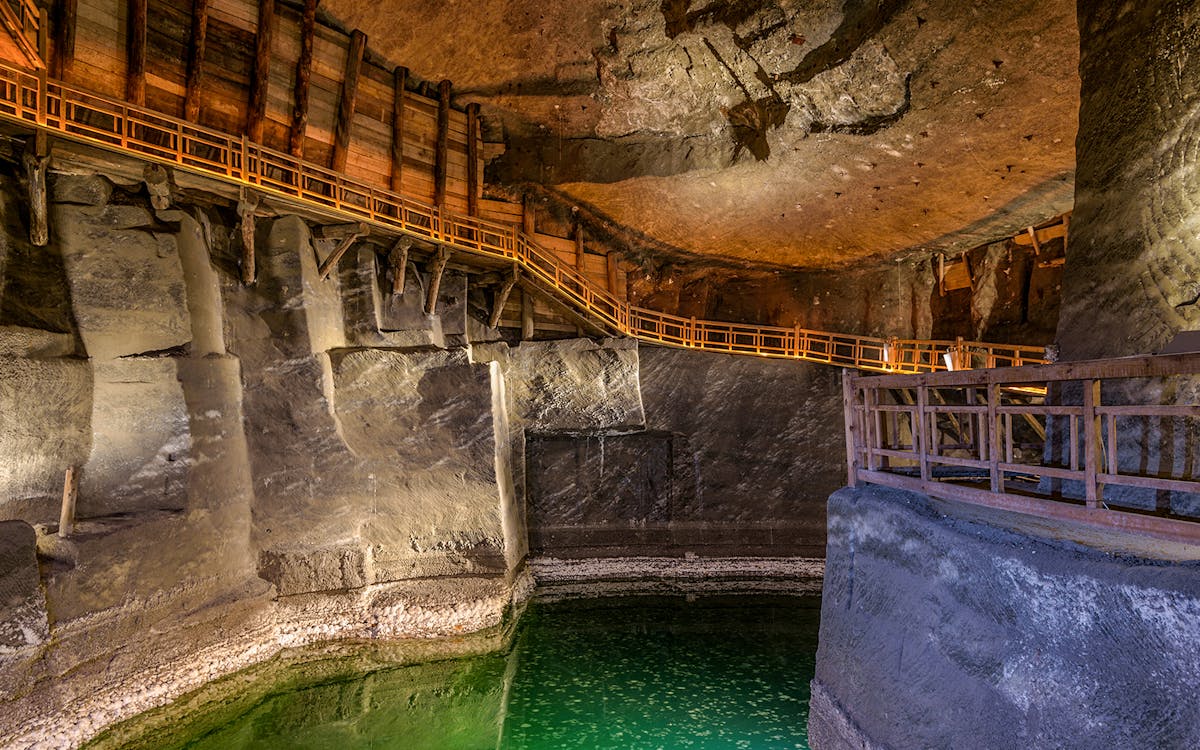 combo: auschwitz-birkenau & wieliczka salt mine guided tour from krakow with optional lunch-7 combo: auschwitz-birkenau & wieliczka salt mine guided tour from krakow with optional lunch-7