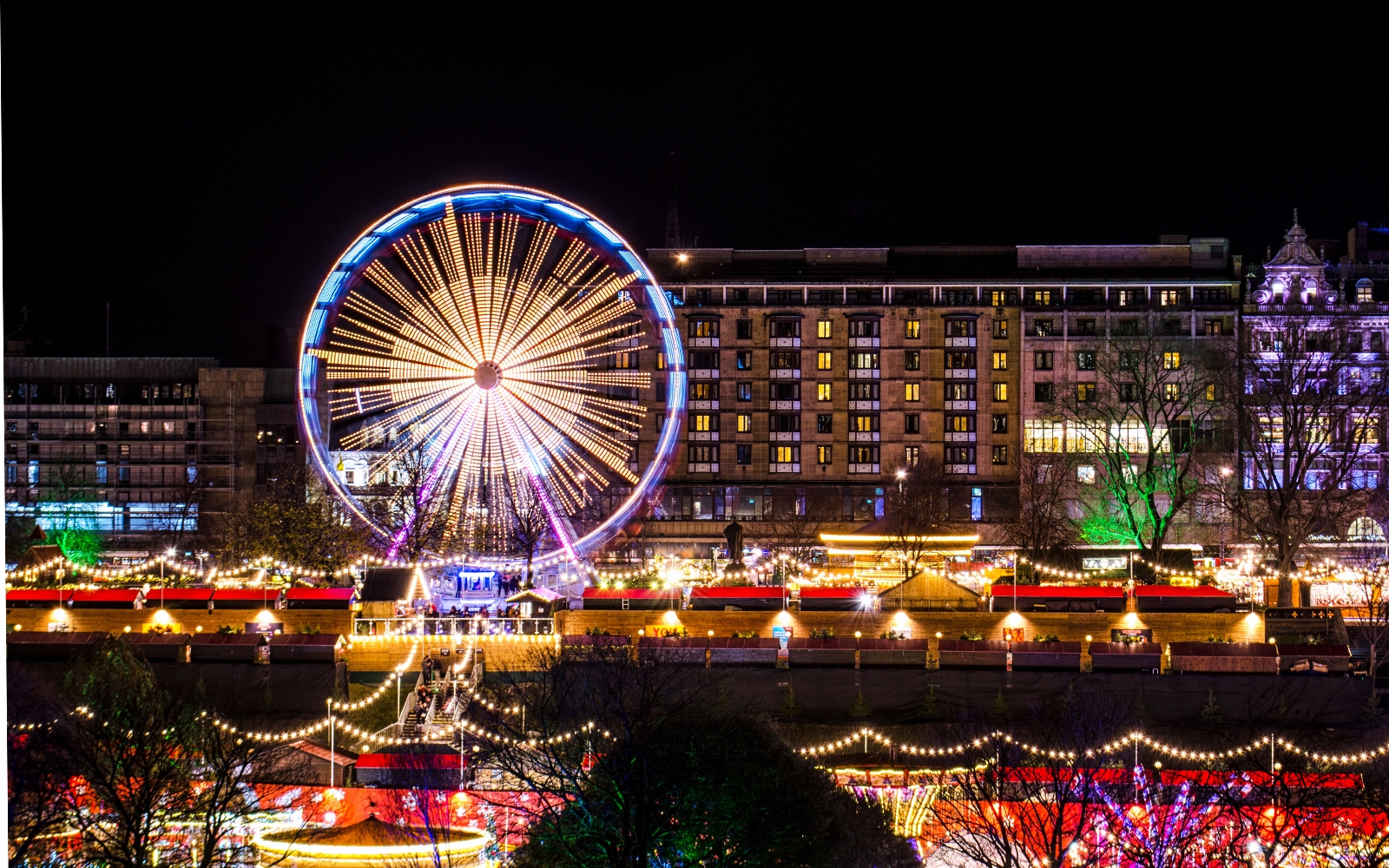 Christmas Market at Night By Walkerlee