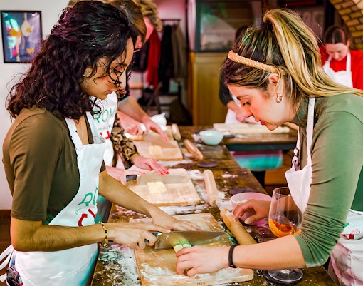 Aula de culinária com espaguete e spritz, Roma - gastronomia roma