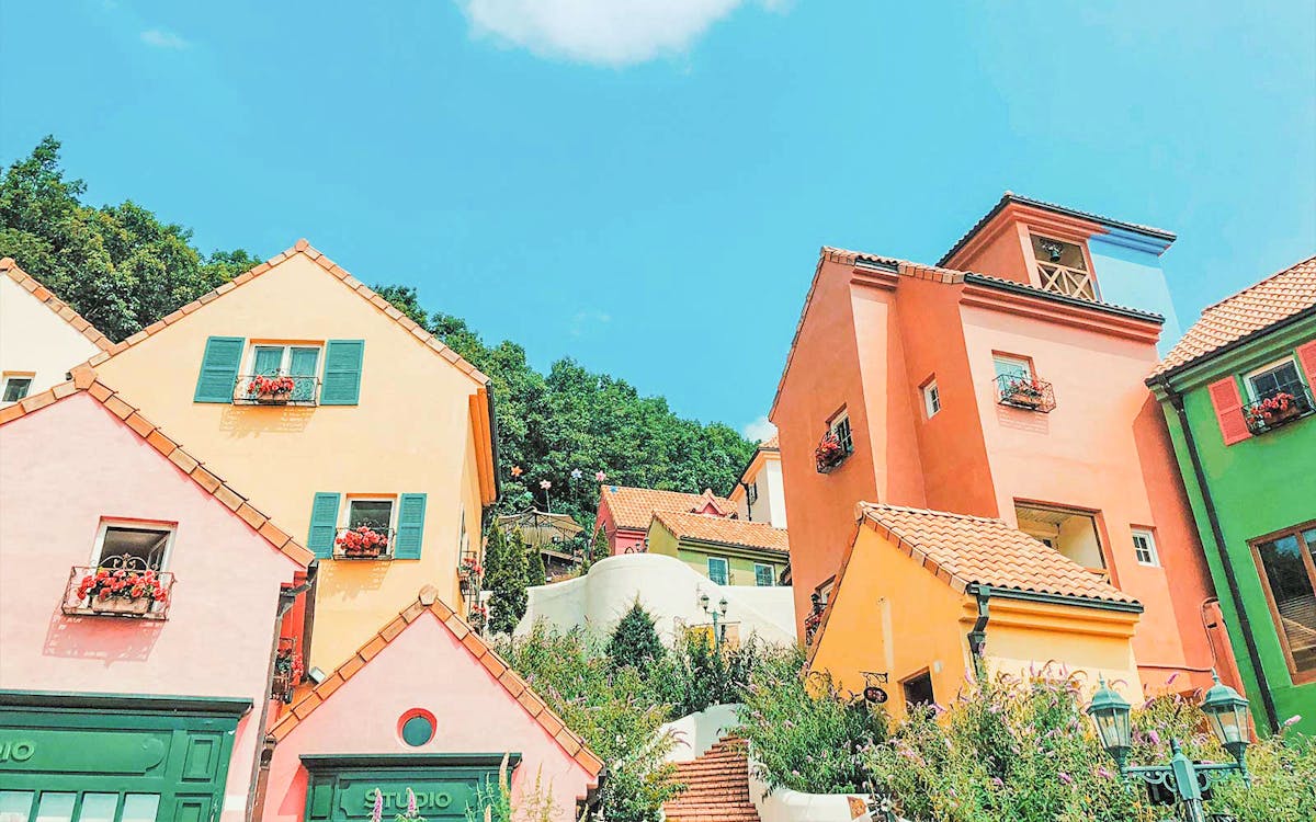 guided tour of south korea: alpaca world, petite france & italian village, gapyeong rail bike, and painter show-5 guided tour of south korea: alpaca world, petite france & italian village, gapyeong rail bike, and painter show-5