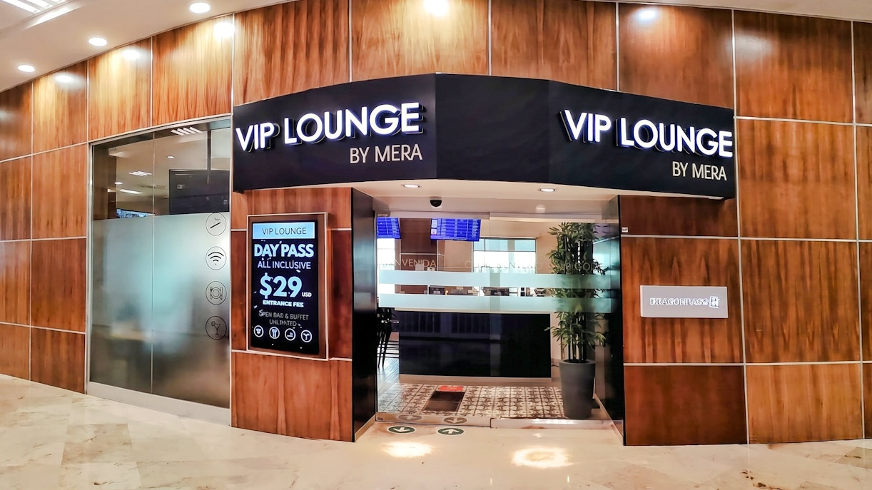 Entrance to MERA Business Lounge, Terminal 2, Cancún International Airport.