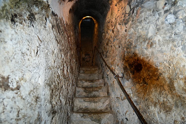 bran castle passage	