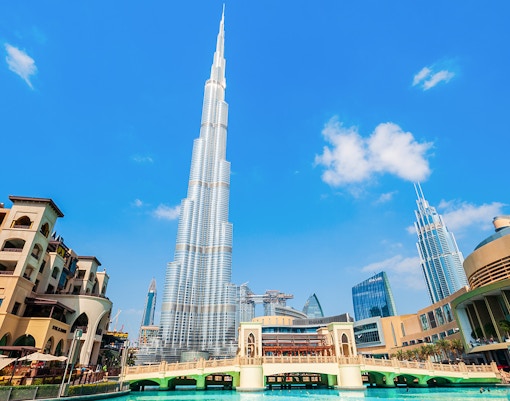 View from Burj Khalifa observation deck overlooking Dubai skyline, skip the line tickets.