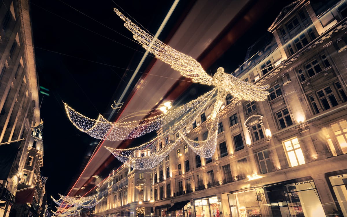 christmas lights vintage guided bus tour of london-2 christmas lights vintage guided bus tour of london-2