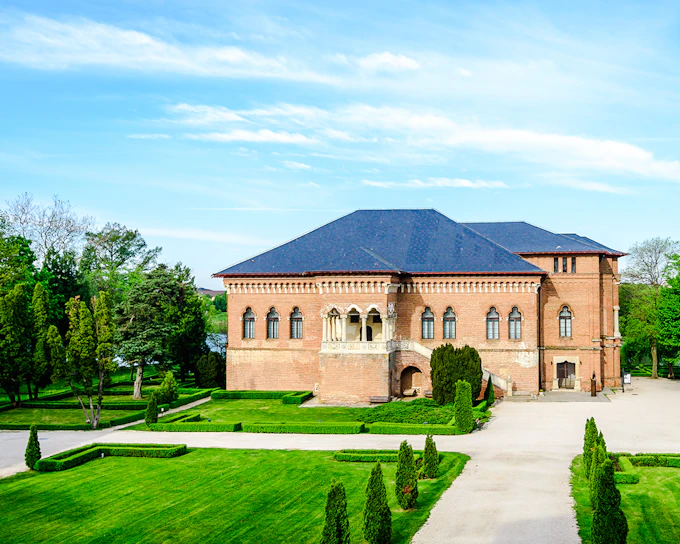 From Bucharest: Mogosoaia Palace & Snagov Monastery (Dracula's Tomb) Day Tour