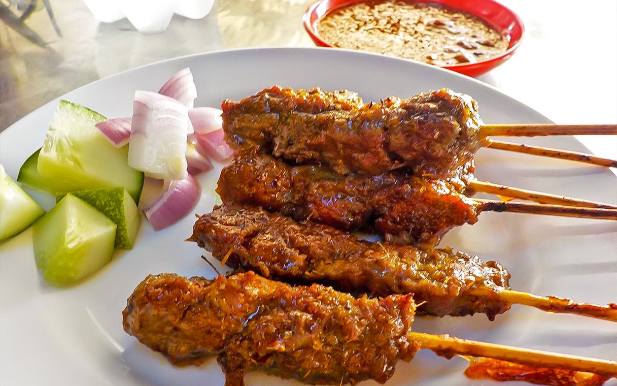 Grilled skewers with cucumber and onion at PD Ostrich Show Farm.