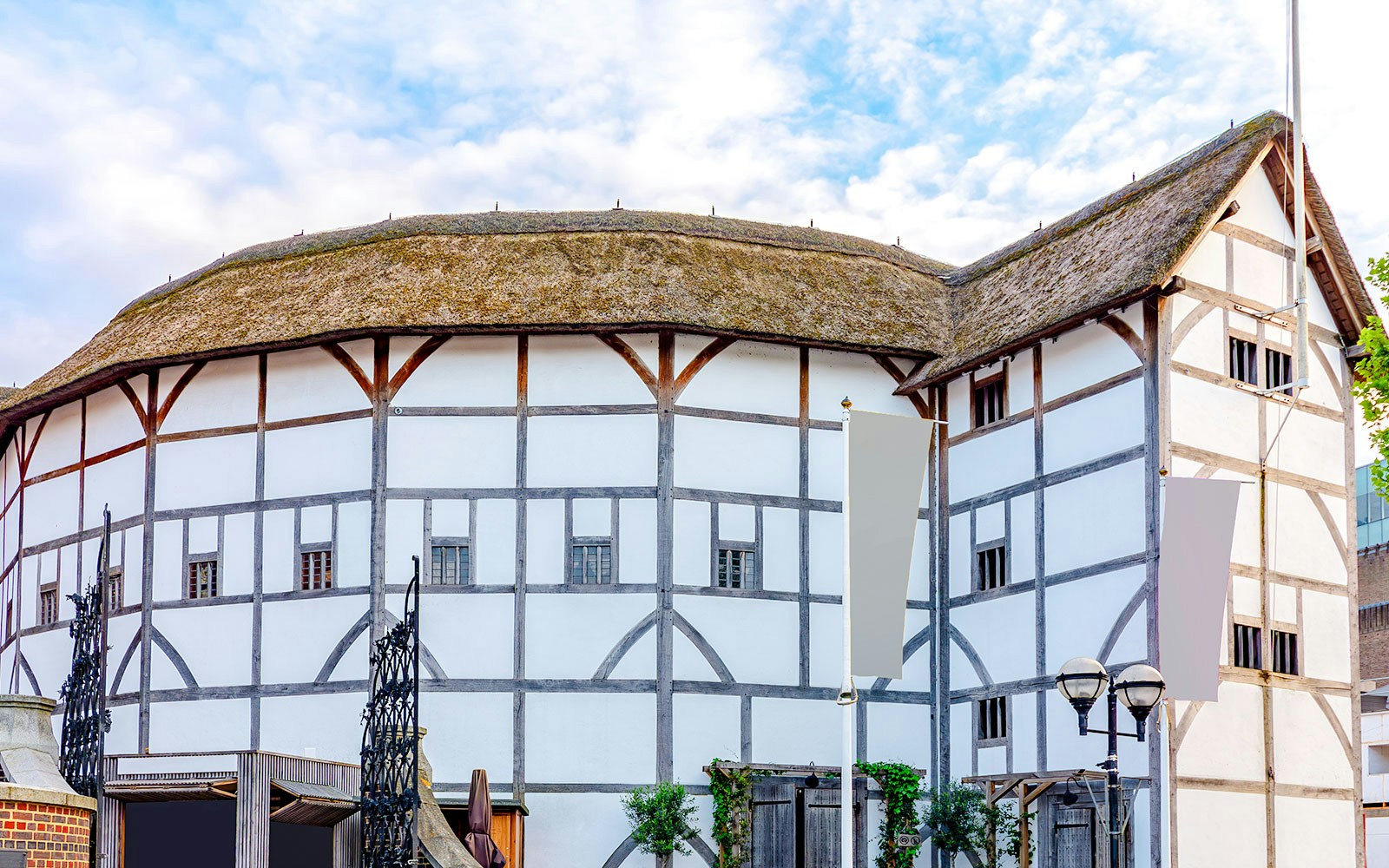 Add this specific design/polygonal frame view angle picture of the globe theatre