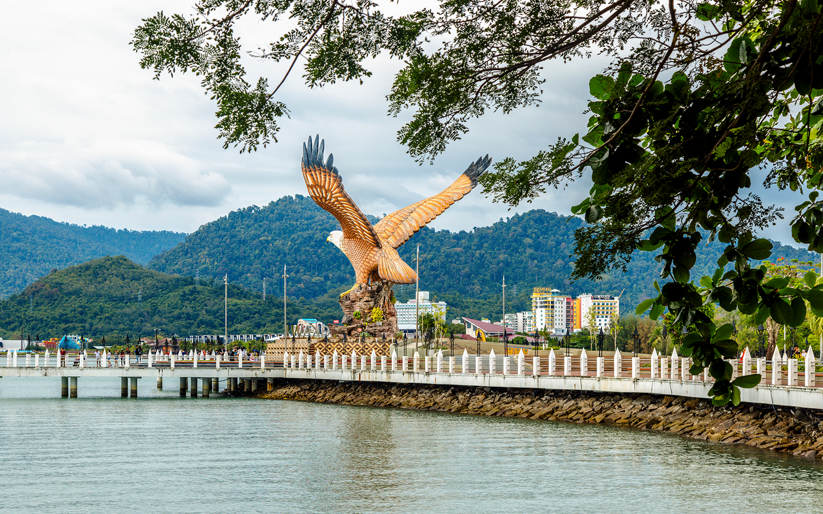 Dataran Lang (the eagle square)