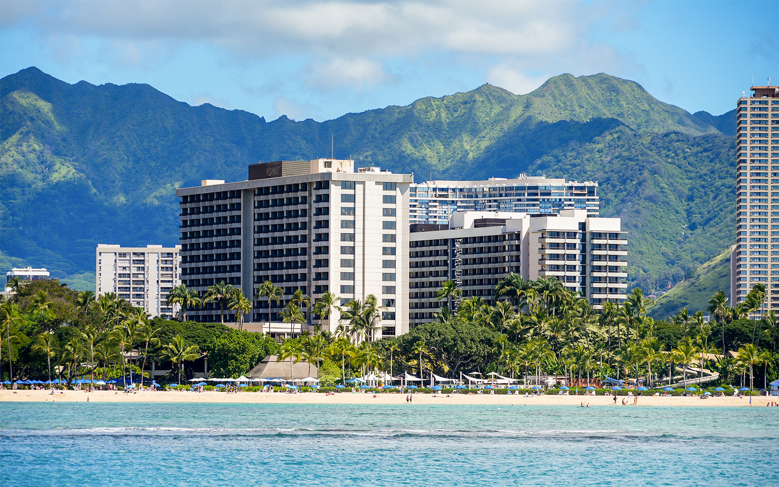 Fort DeRussy Beach Park