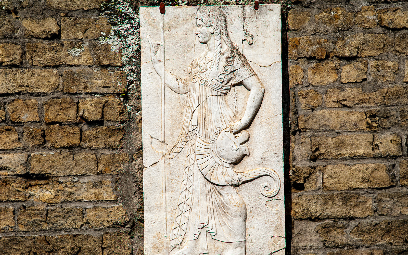 Paestum Carving